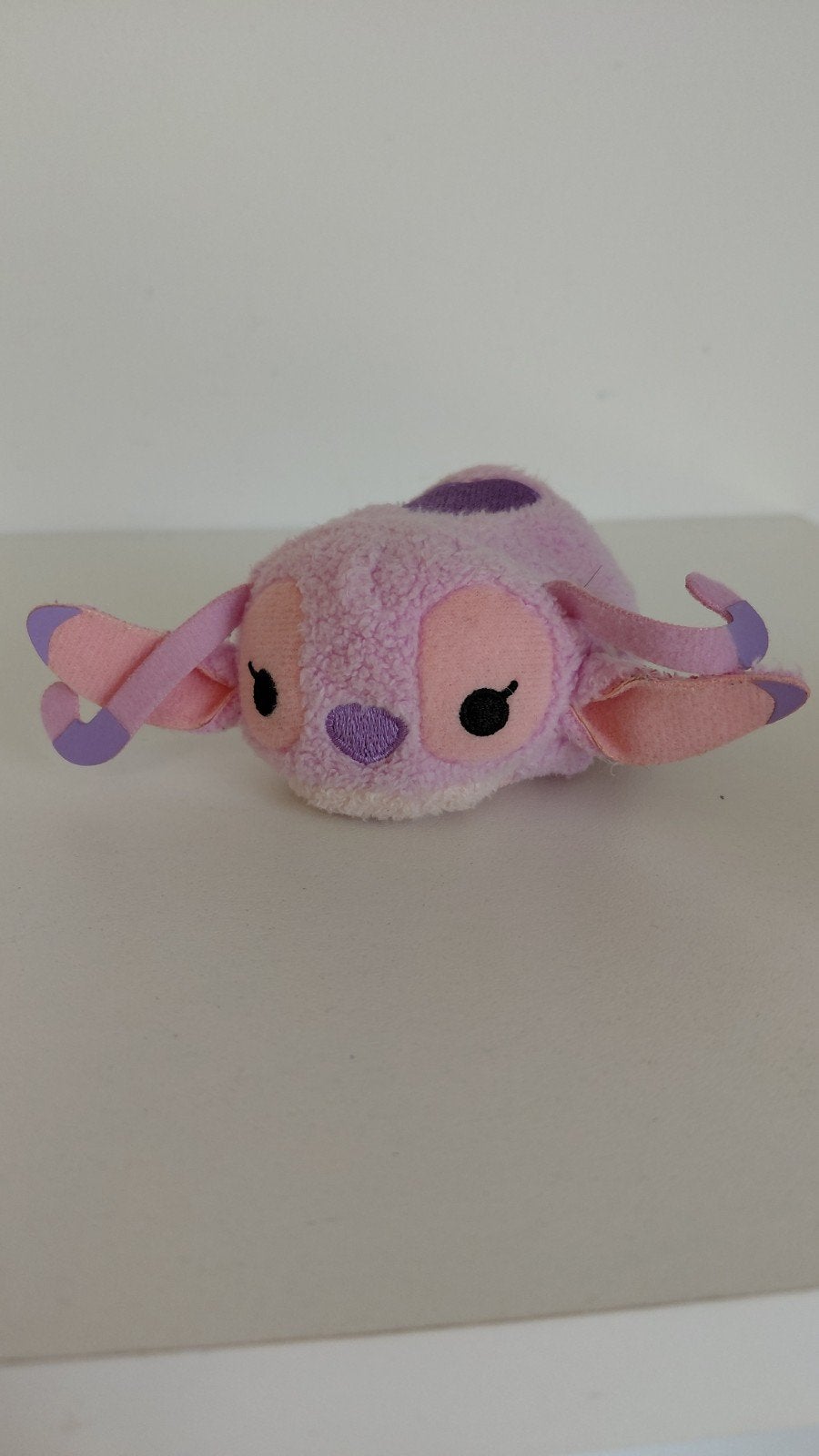 Tsum Tsum Angel Disney knuffel, Ophalen of Verzenden, Zo goed als nieuw, Beeldje of Figuurtje