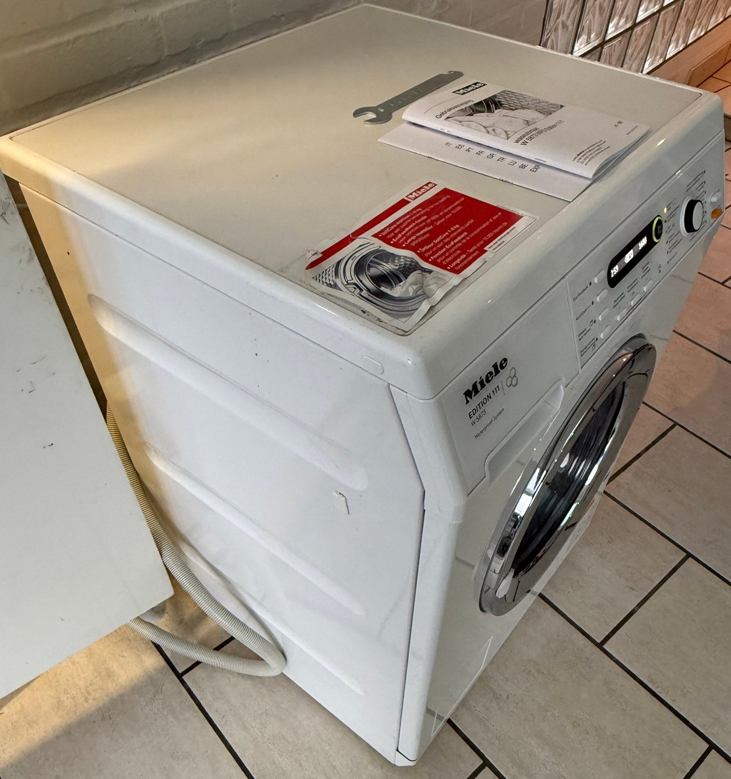 Foto 17 van Miele 8Kilo-1600toeren A+++ energieverbruik in topstaat