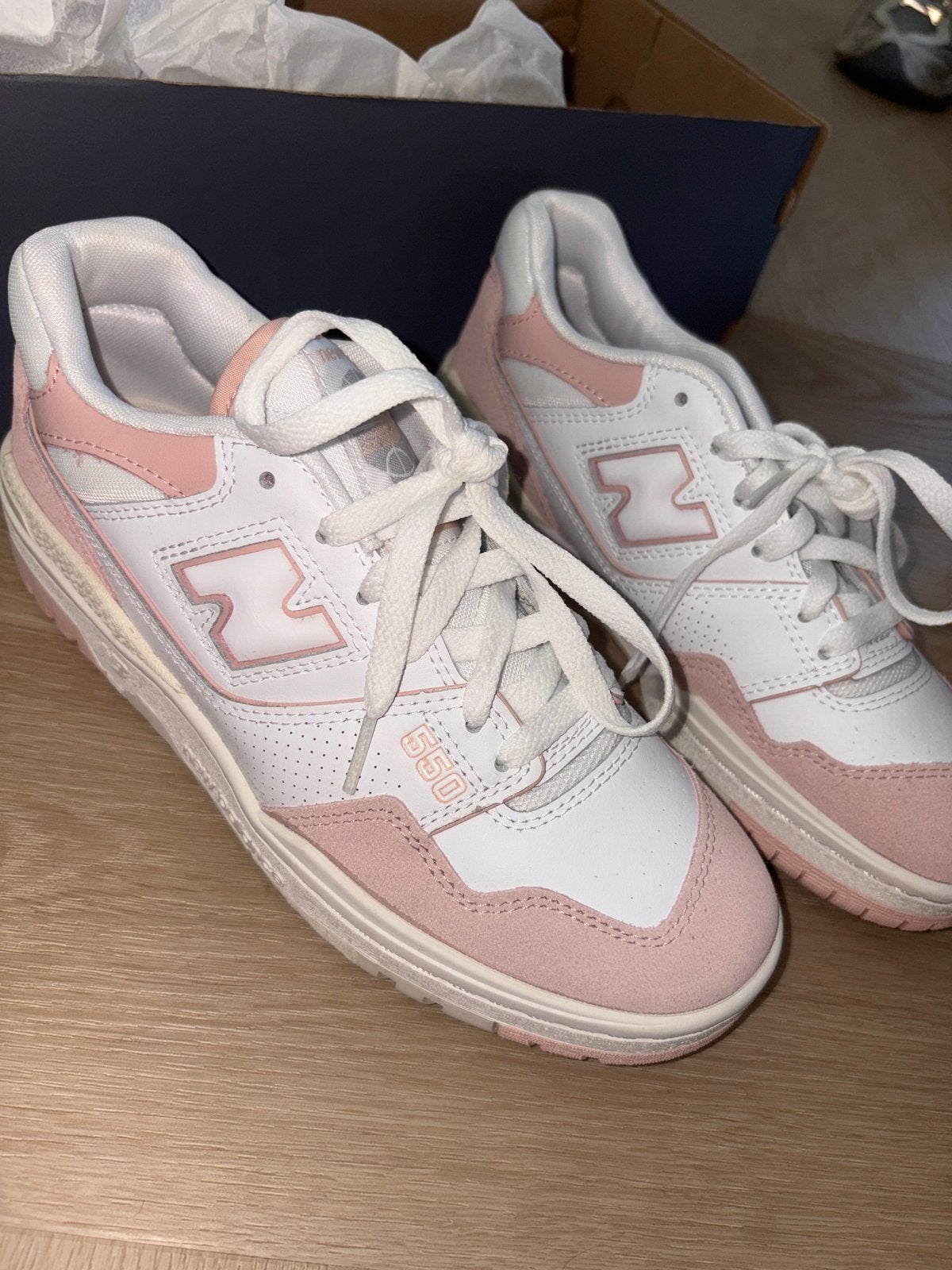 New Balance 550 Roze/Wit Sneakers maat 37,5, Nieuw, Ophalen of Verzenden, Sneakers of Gympen, Roze