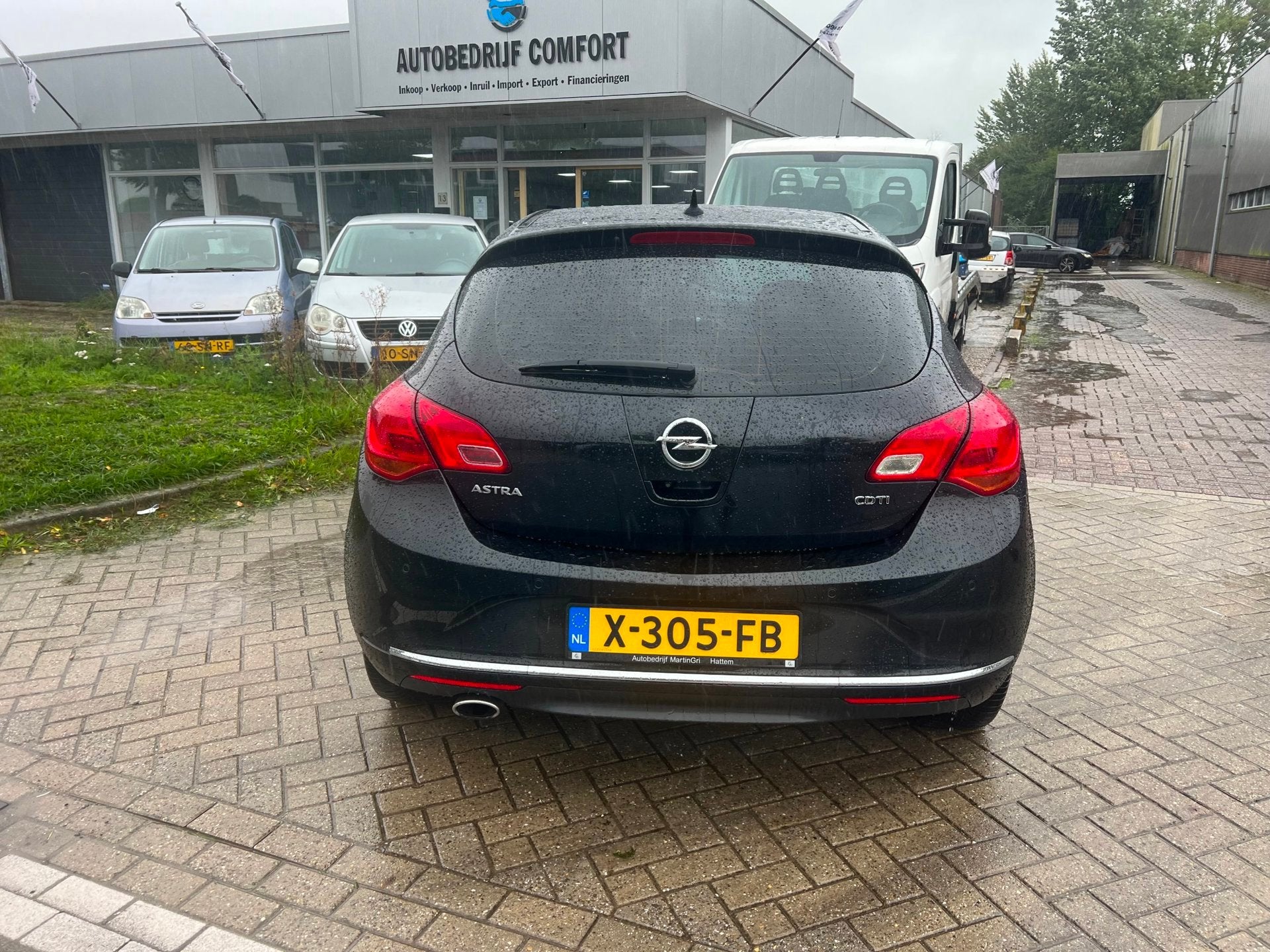 Opel Astra 2.0 CDTi Cosmo automaat 257dkm., Auto's, Euro 5, 4 cilinders, Zwart, Bedrijf
