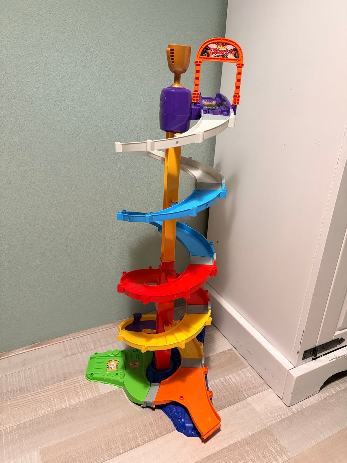 VTech Toet Toet Auto's Tornado Toren Racebaan, Kinderen en Baby's, Zelf te bouwen, Overige aandrijving, Ophalen, Overige merken