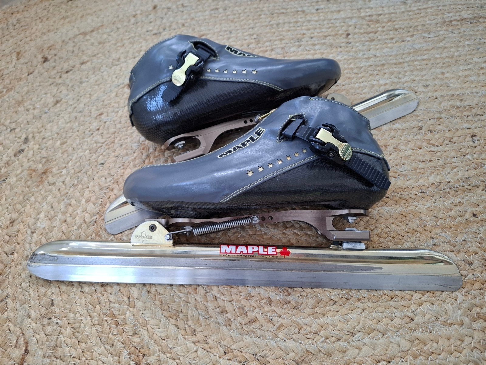Maple ZL-1 Klapschaatsen Maat 40 met Comet Laser IJzers, Sport en Fitness, Klapschaats, Ophalen of Verzenden, Zo goed als nieuw