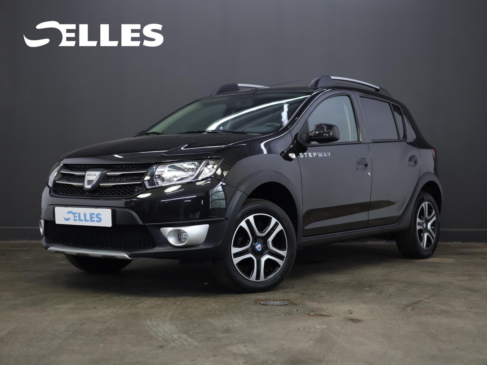 Dacia Sandero 0.9 TCe Stepway Lauréate | Trekhaak | Navigat, Auto's, Voorwielaandrijving, Gebruikt, Parkeersensor, Zwart