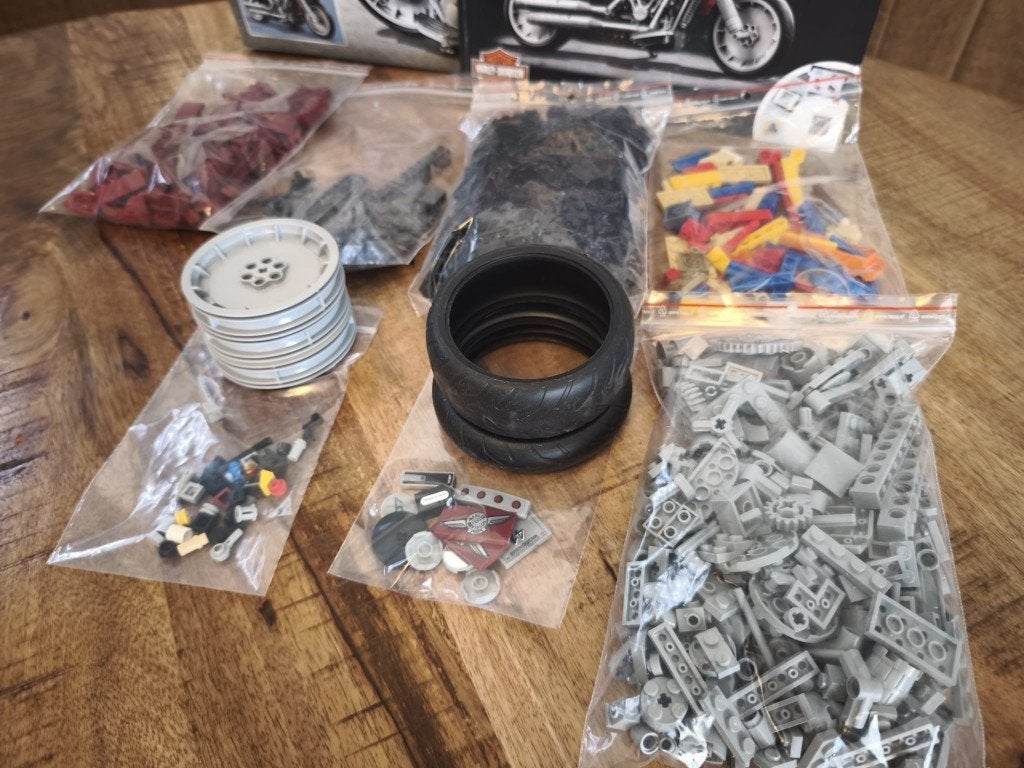 LEGO Creator Expert 10269 Harley-Davidson Fat Boy, Lego, Compleet, Ophalen of Verzenden, Zo goed als nieuw