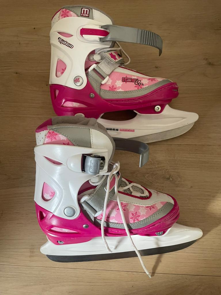 Nijdam schaatsen 34-37, Ophalen, Zo goed als nieuw