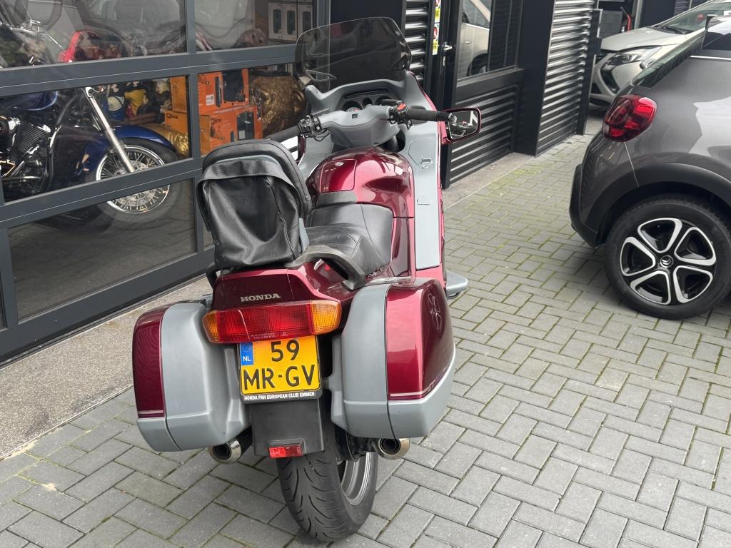 Honda Tour ST 1100 Pan European| BORDEAUX| TOP ONDERHOUDEN, Motoren, Motoren | Oldtimers, Honda, Geen email te vinden, Meer dan 35 kW