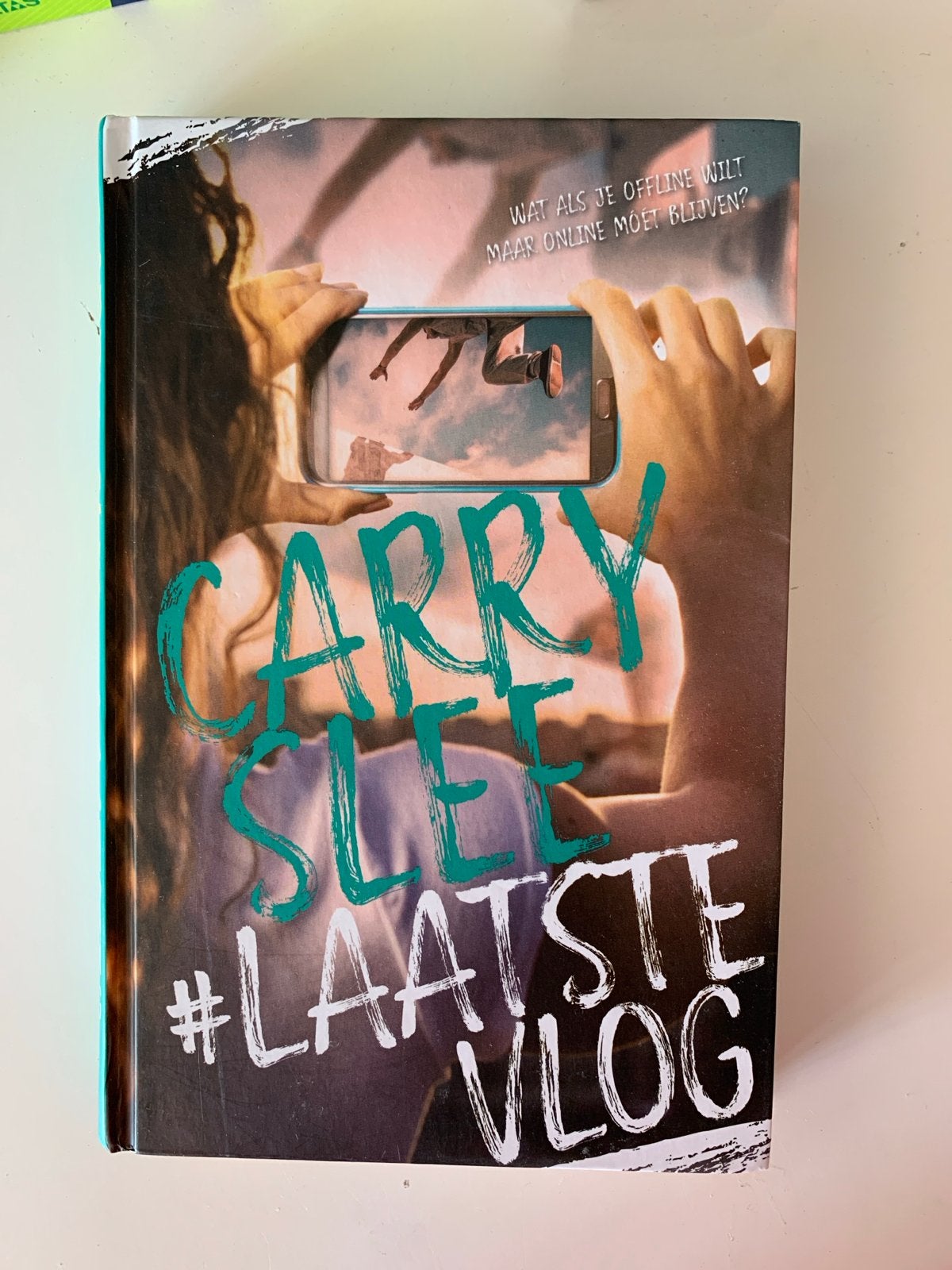 Carry Slee - #Laatste Vlog (Jeugdboek), Ophalen of Verzenden, Zo goed als nieuw, Fictie