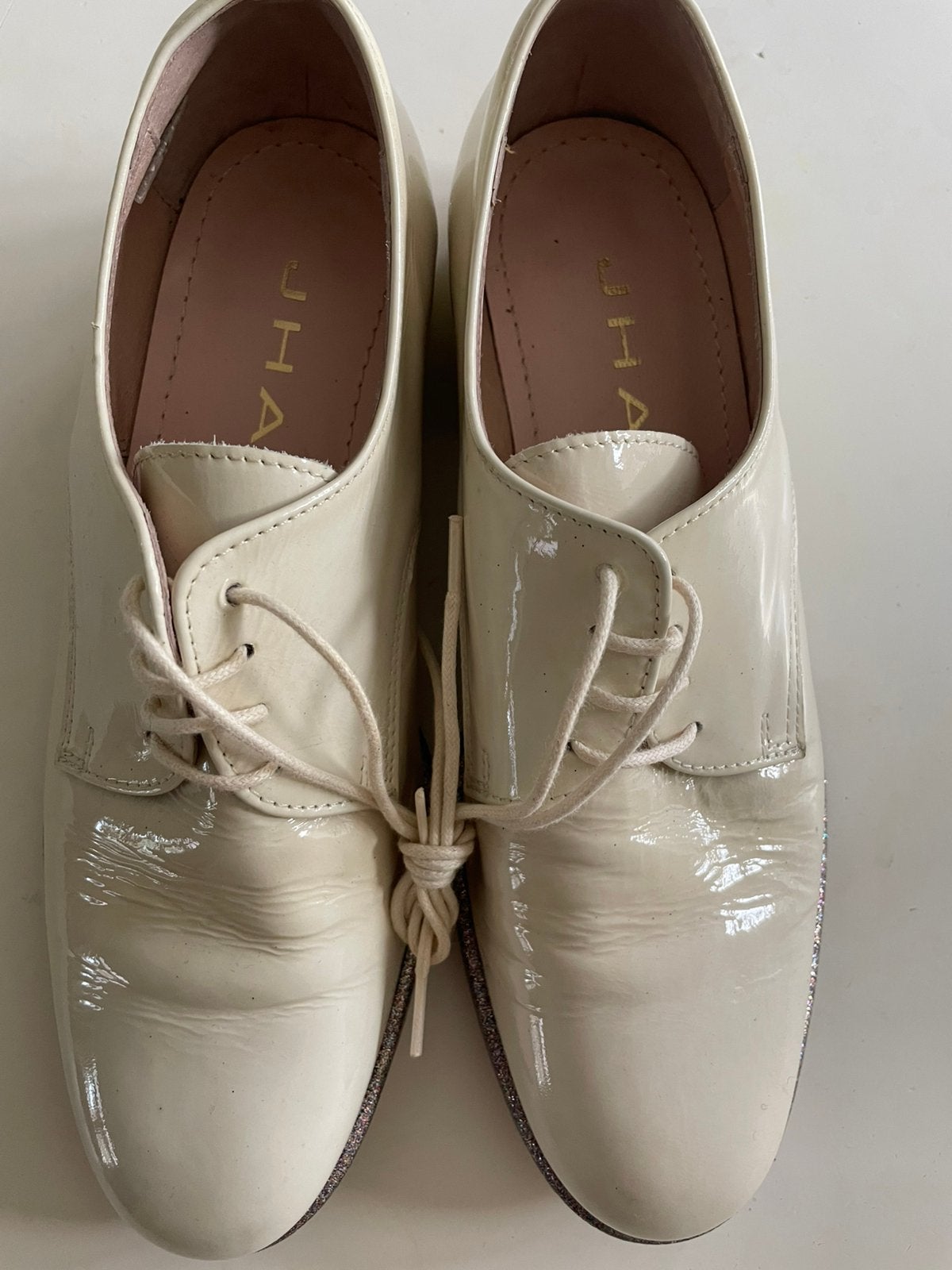 Te koop: leren schoenen, Jhay, creme, 37, nieuwstaat, Ophalen of Verzenden, Zo goed als nieuw, Beige