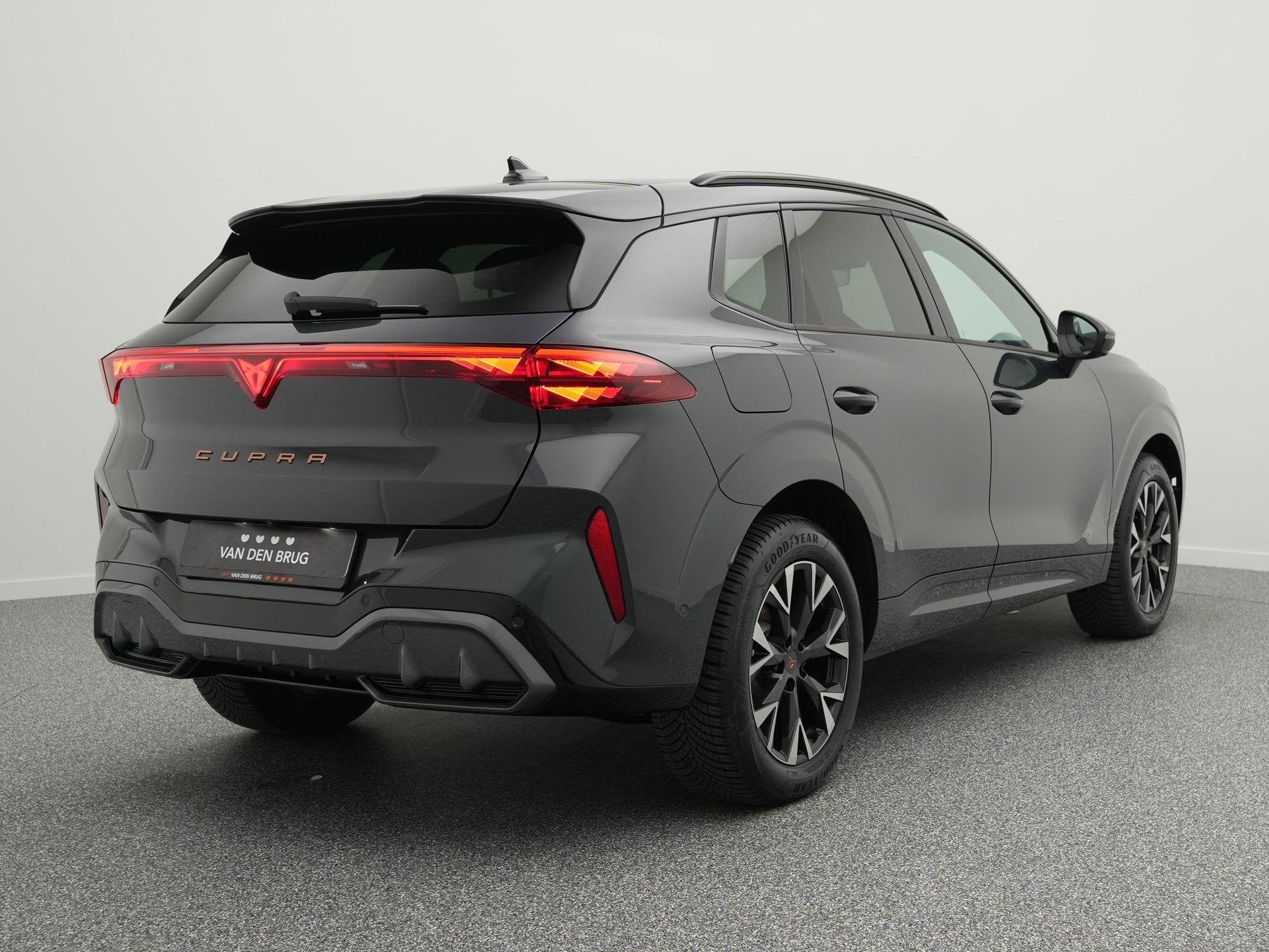 CUPRA Terramar 1.5 TSI e-Hybrid 204pk Business | 360 camera, Auto's, Cupra, 1798 kg, 4 cilinders, 150 min, Alcantara