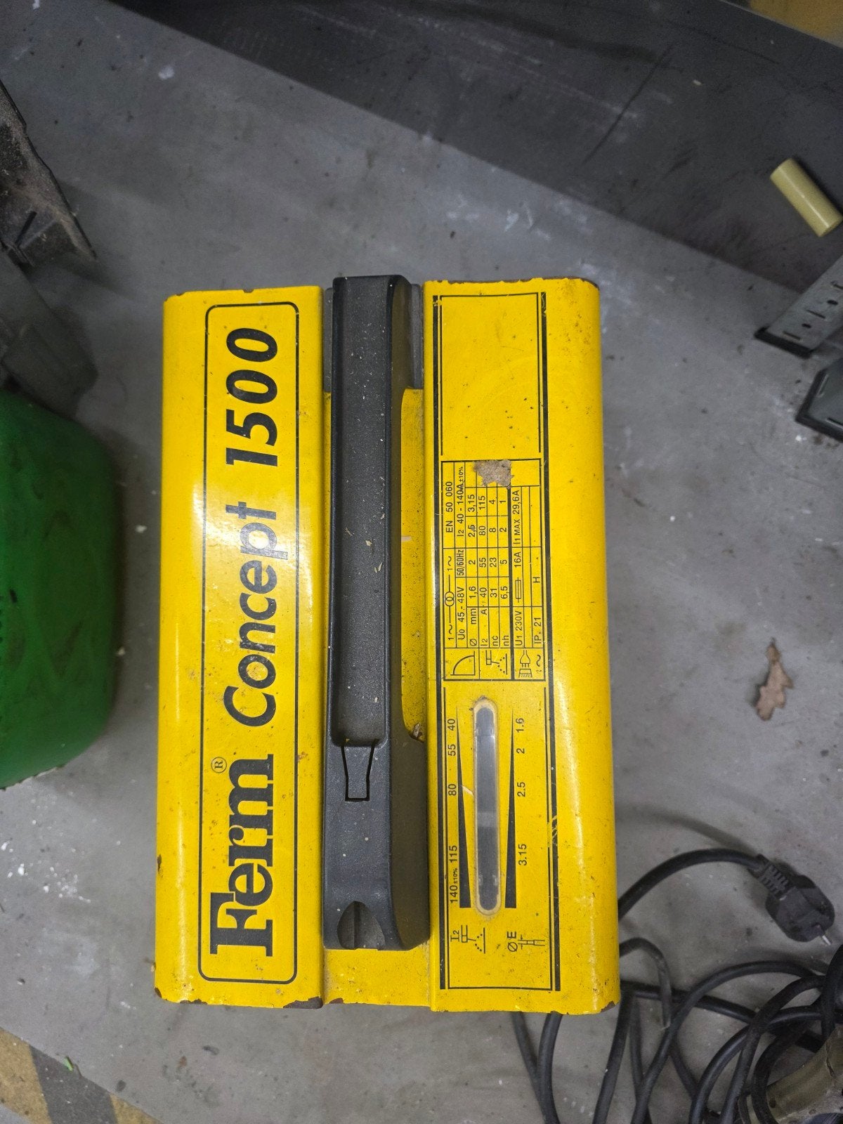 Ferm Concept 1500 Lasapparaat met Laskap, Ophalen of Verzenden, Gebruikt, Minder dan 150 ampère, Elektroden
