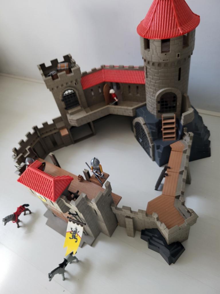 Groot Playmobil Kasteel - Gebruikt, Ophalen, Gebruikt, Complete set