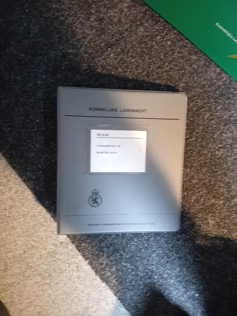 technische handboeken, Verzenden, 1945 tot heden, Zo goed als nieuw, Landmacht