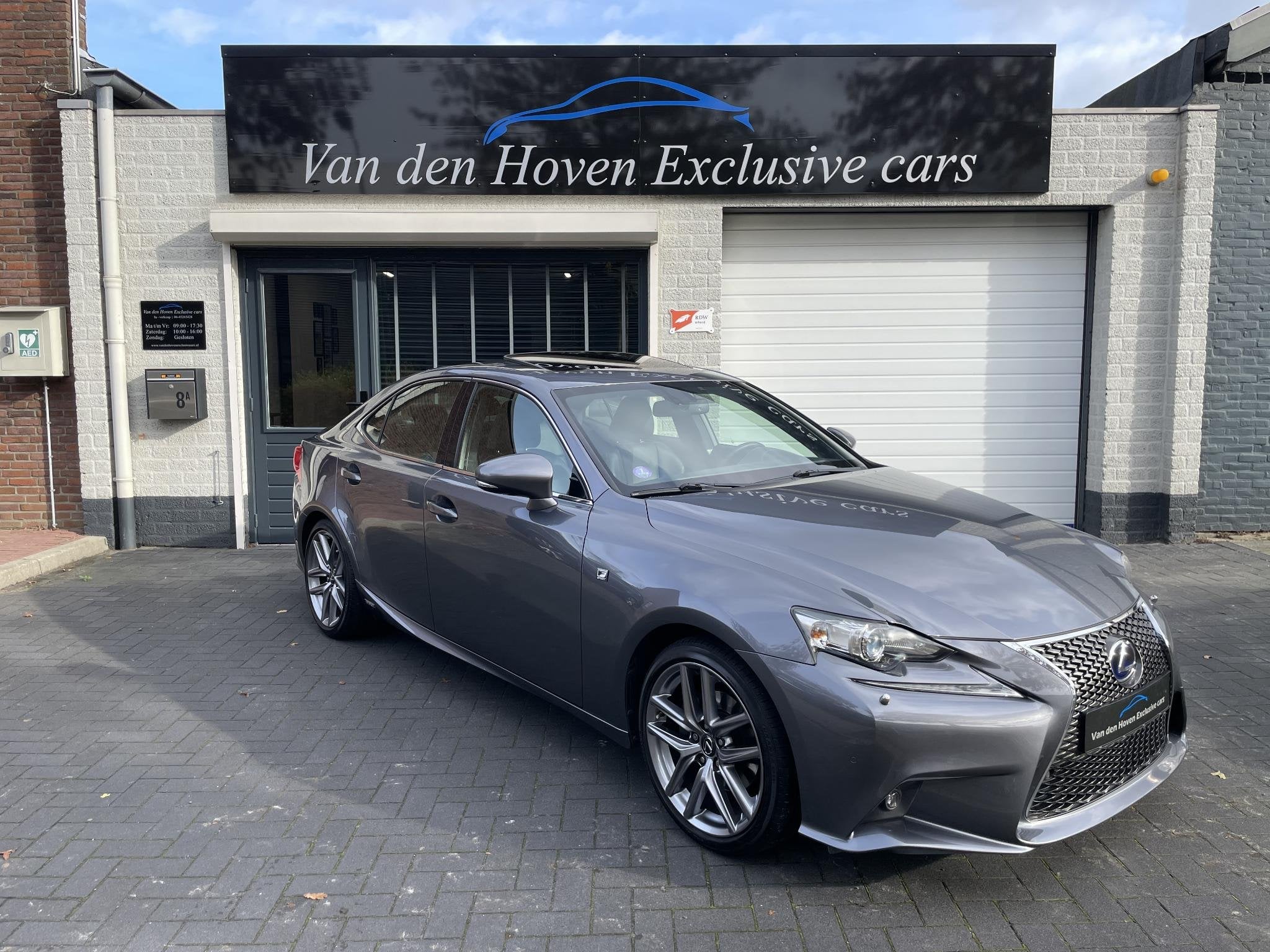 Lexus IS 300h F Sport Line Schuifdak Dealer onderhouden., Auto's, Automaat, Achterwielaandrijving, Gebruikt, Leder
