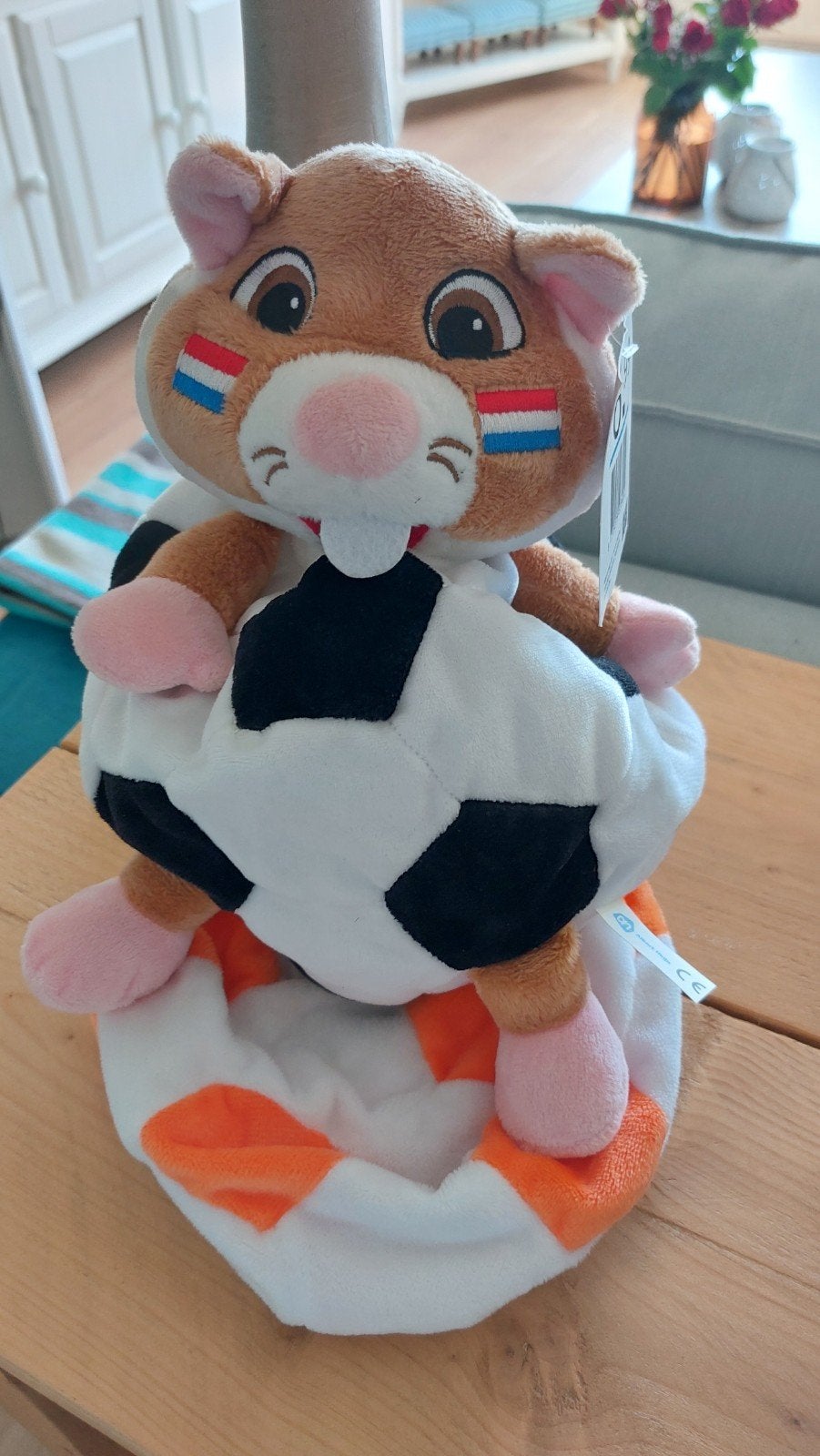 Hamster knuffel met voetbaloutfit en Nederlandse vlag, Ophalen, Overige merken, Overige karakters, Hamster