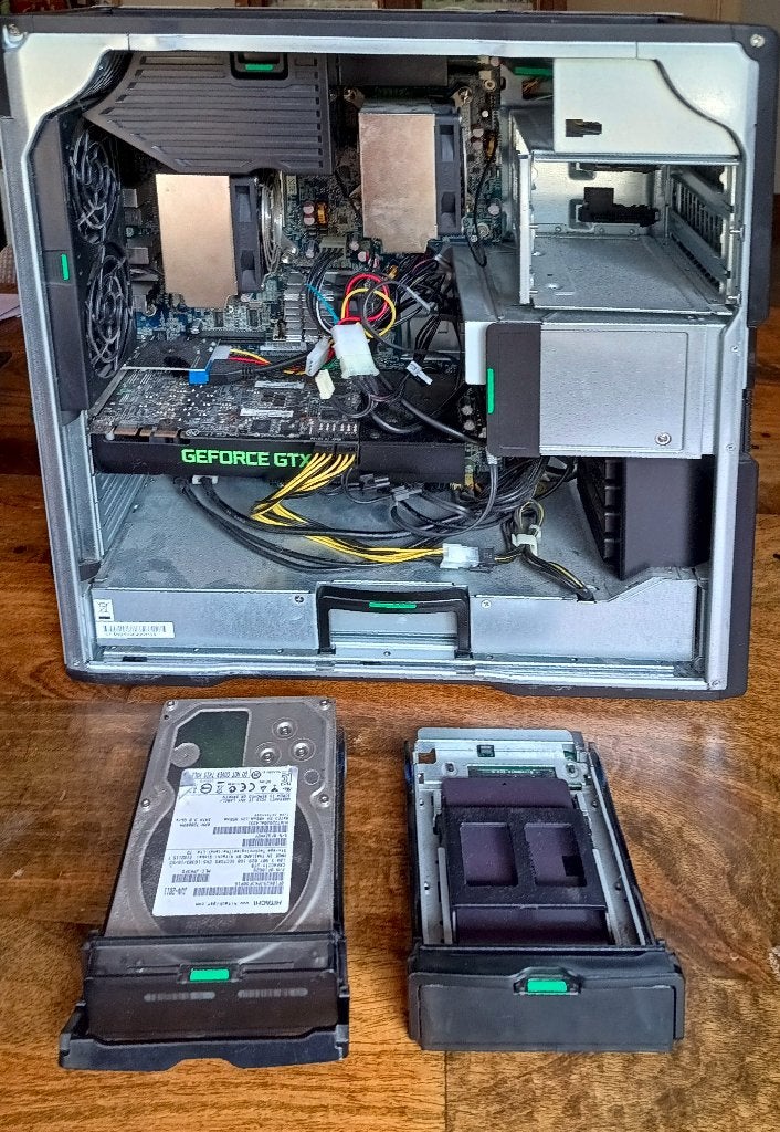 HP Z600 workstation PC met toevoegingen, Computers en Software, Desktop Pc's, Ophalen, Gebruikt, 2 tot 3 Ghz, 32 GB