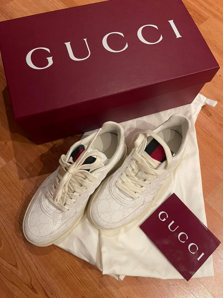 Gucci sneakers 36,5, Kleding | Dames, Ophalen of Verzenden, Nieuw, Wit, Sneakers of Gympen