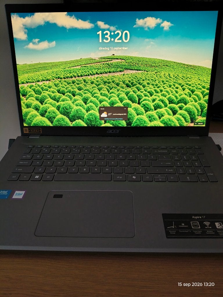 Acer Aspire 17 Core 7 32GB 1TB SSD 17,3 inch als nieuw, Computers en Software, Ophalen, Intel Core 7 150U, Zo goed als nieuw, SSD