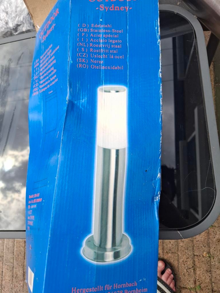 Nieuwe tuinverlichting: 2 grote en 4 kleine lampen, Ophalen, Minder dan 50 watt, Staande lamp, Nieuw