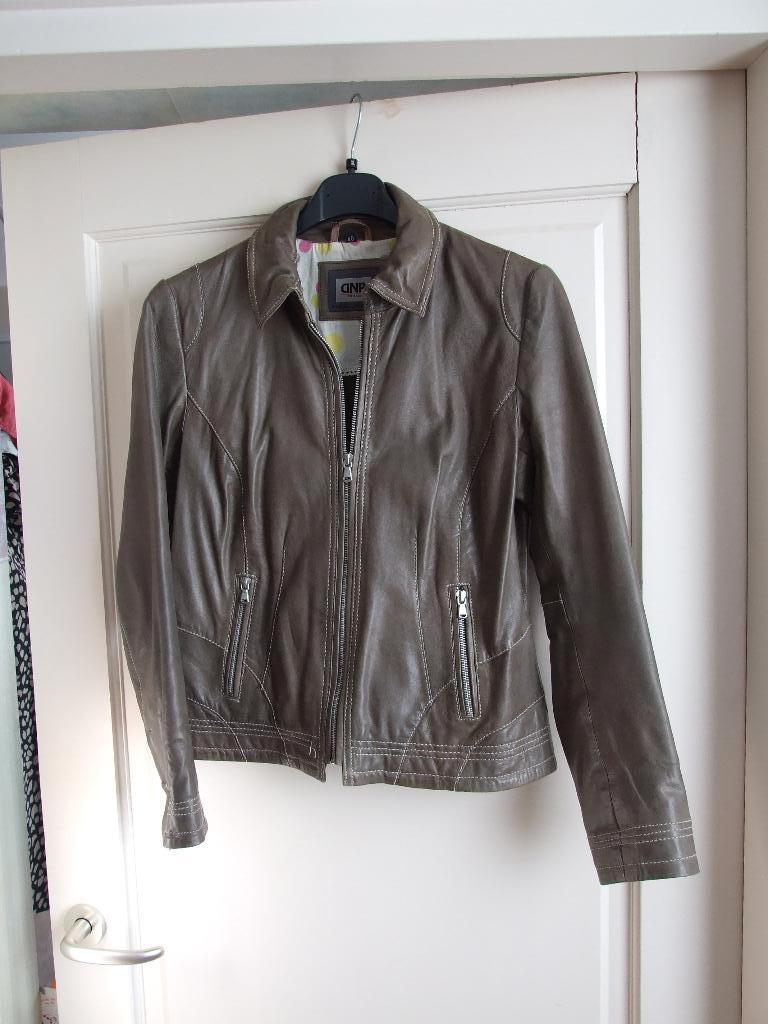 DNR zgan leer stoer jack khaki kleur 40, Maat 38/40 (M), Overige kleuren, Ophalen of Verzenden, Zo goed als nieuw