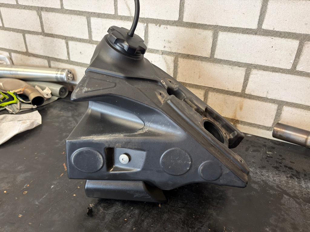 Benzinetank Husqvarna FC 2023+, Ophalen, Husqvarna, Info@husqvarna.com, Oostenrijk