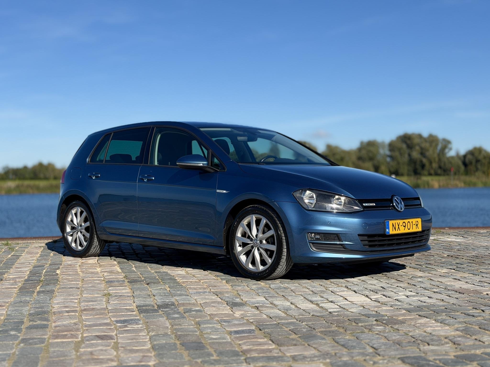 Volkswagen Golf 1.0 TSI Comfortline|Clima|Navi|Cruise|Trekha, Auto's, Voorwielaandrijving, Stof, Gebruikt, Blauw