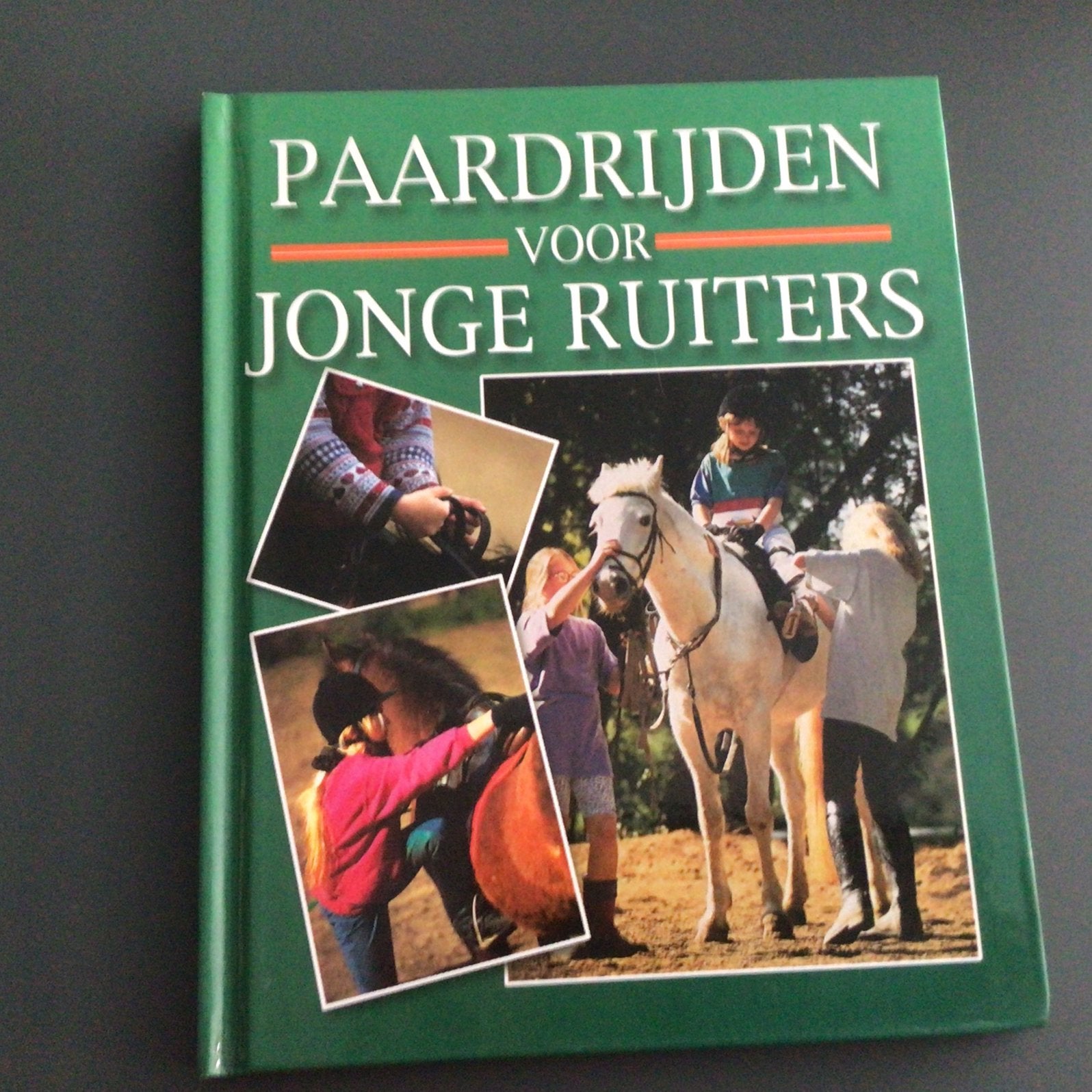 Paardrijden voor jonge ruiters, Ophalen of Verzenden, Zo goed als nieuw, Paarden of Pony's