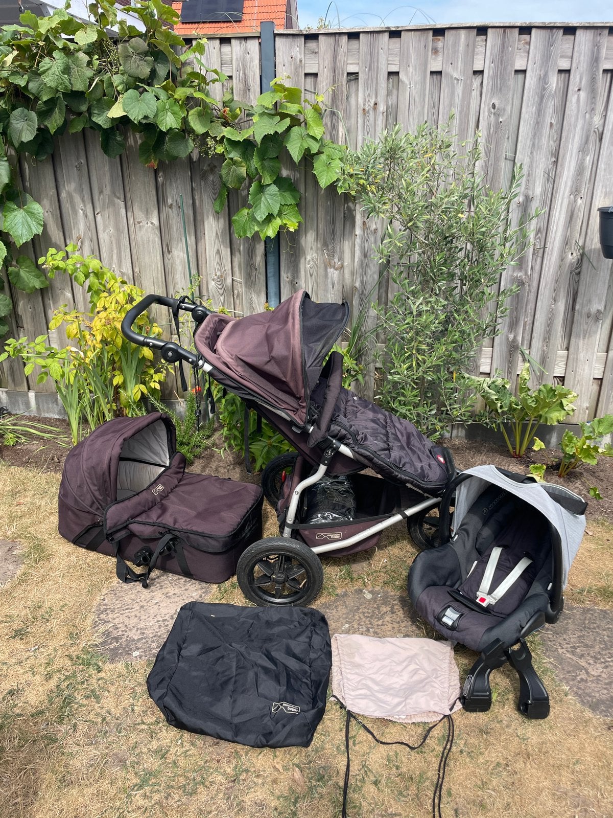 Mountain Buggy Urban Jungle 3-in-1 | met alle accessoires, Gebruikt, Verstelbare duwstang, Ophalen, Kinderwagen
