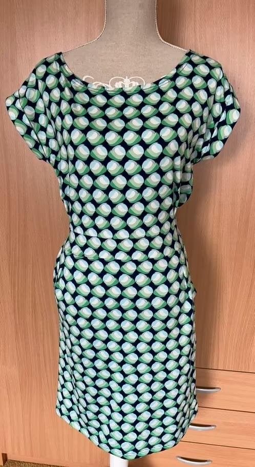 Today jurk maat M, Kleding | Dames, Jurken, Zo goed als nieuw, Maat 42/44 (L), Overige kleuren, Boven de knie, Ophalen of Verzenden