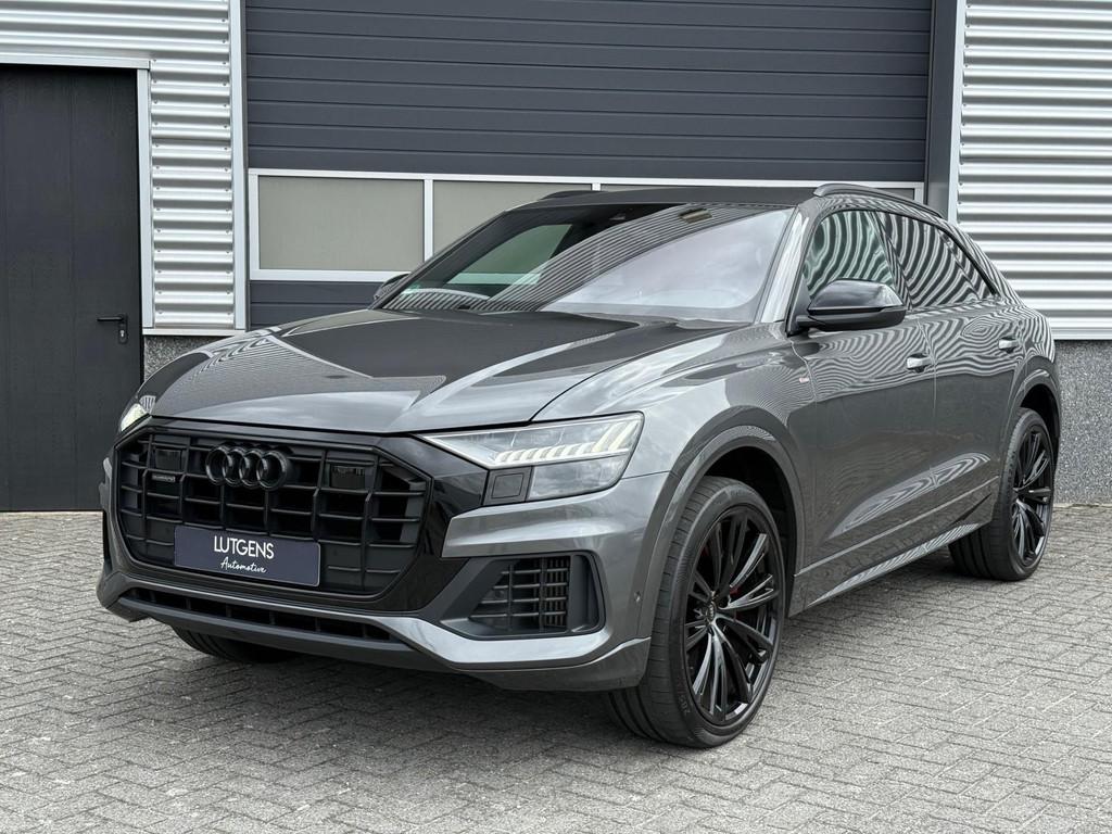 Audi Q8 55 TFSI e quattro S-line Matrix 23 Inch Luchtvering, Automaat, 14 kWh, Gebruikt, 2995 cc