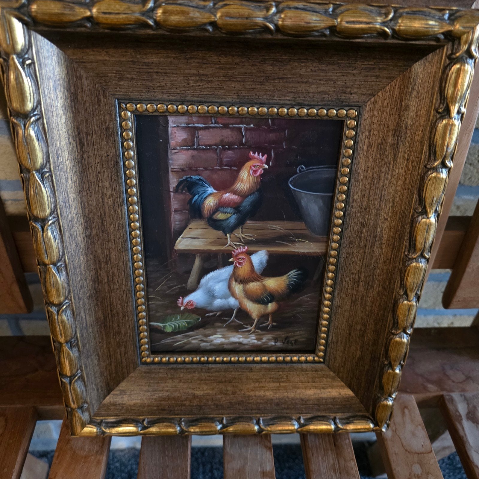 Mooi antiek schilderijtje van P. Vugt met kippen, Paneel, Dieren, Ophalen of Verzenden, Gesigneerd