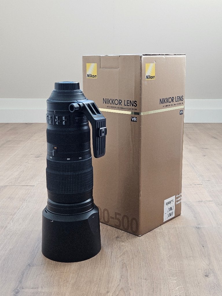 Nikon AF-S NIKKOR 200-500mm f/5.6E ED VR, Zonnekap, Nikon, Zo goed als nieuw, Nikon F-mount
