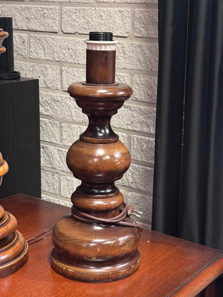 1 bruine houten lamp voeten voor tafellamp, Ophalen of Verzenden, Zo goed als nieuw, Hout, Minder dan 50 cm