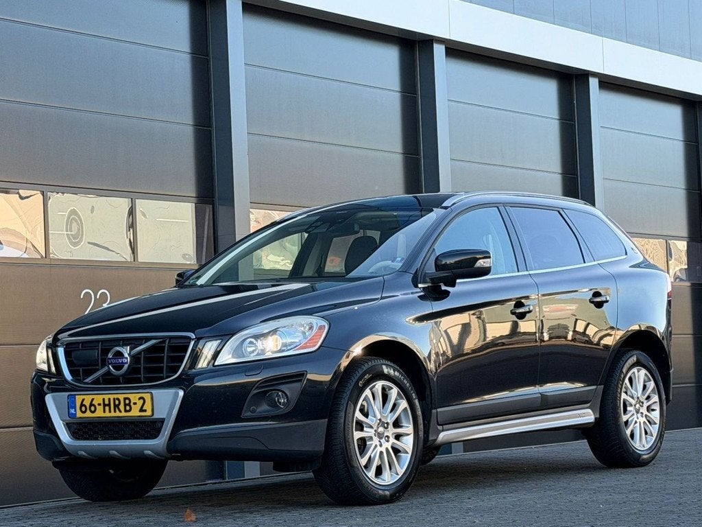 Volvo XC60 2.4 D5 AWD Summum Panorama Blis Camera (bj 2009), Auto's, Volvo, Automaat, 1716 kg, 197 €/maand, 2000 kg