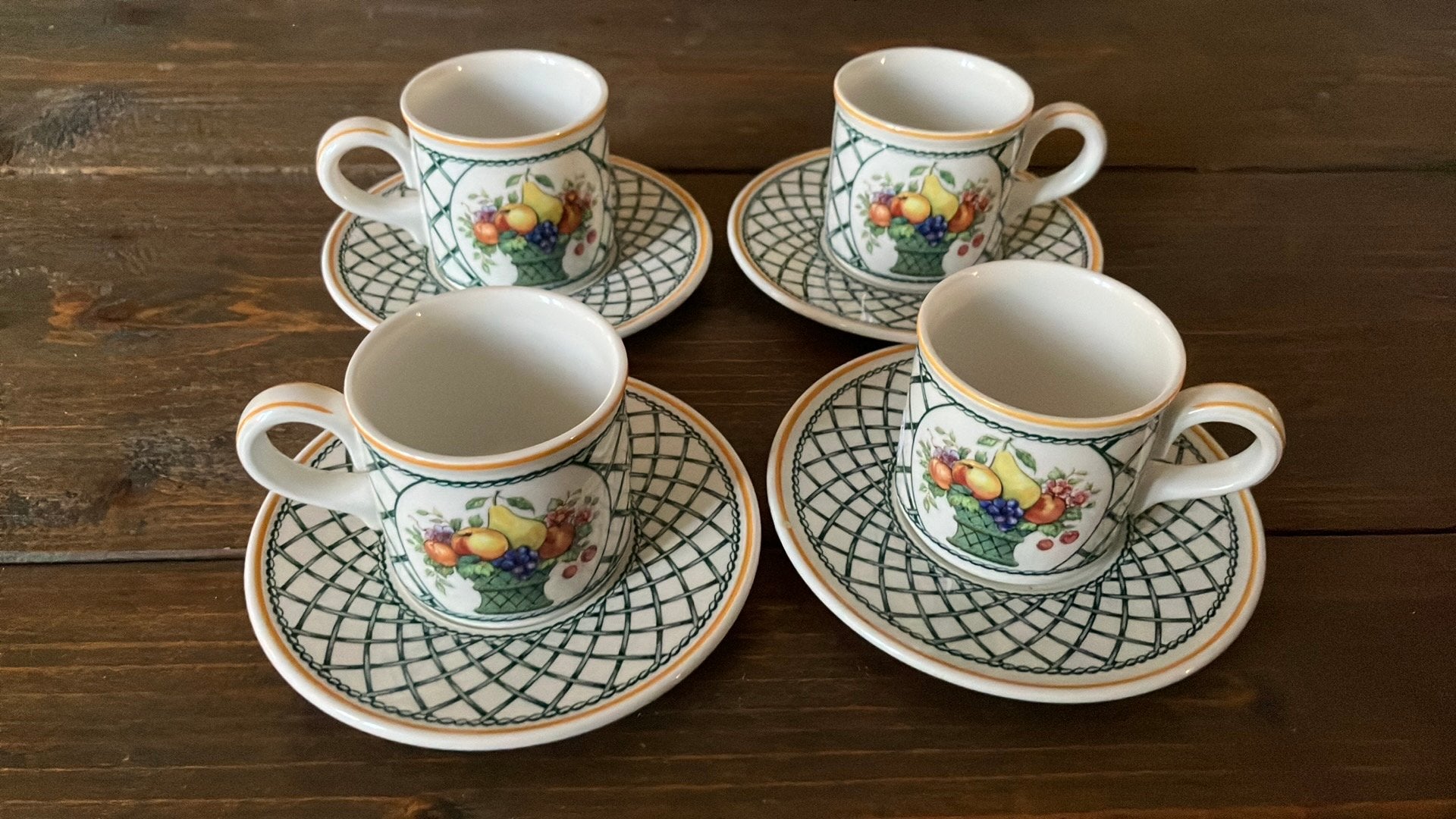Villeroy & Boch Basket 4 espresso/mokka kopjes met schotels, Ophalen of Verzenden, Zo goed als nieuw, Overige stijlen, Kop(pen) en/of Schotel(s)