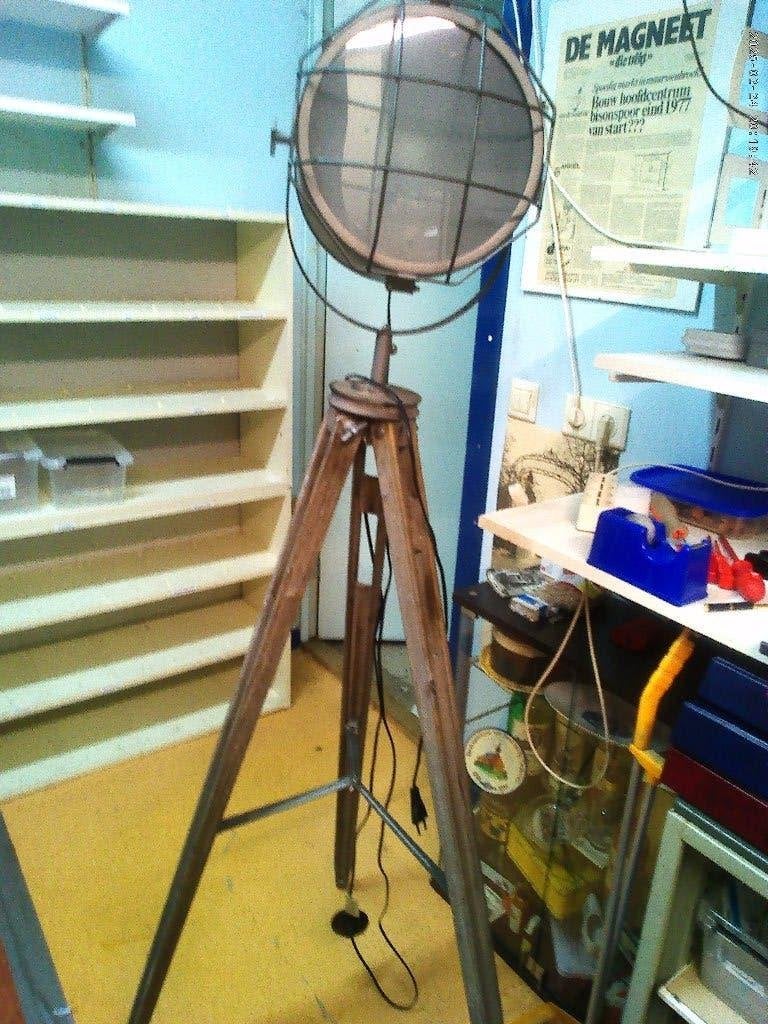 TONEEL LAMP, Ophalen, Gebruikt, Gloeilamp, Plafondspot of Wandspot