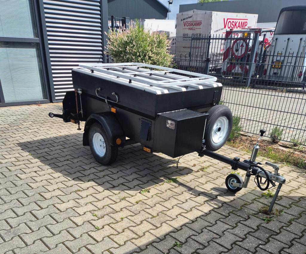 Compacte Saris aanhanger met imperiaal, Ophalen of Verzenden, Gebruikt