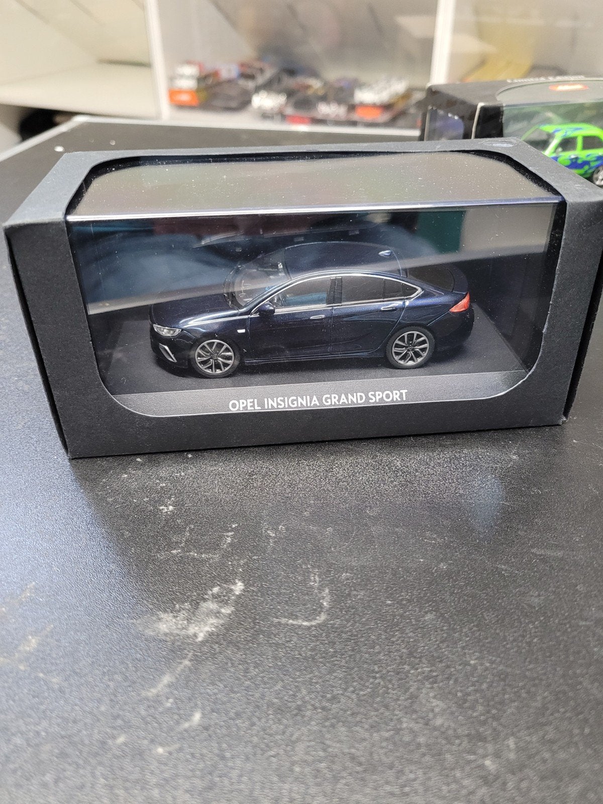 opel insignia grand sport 1:43, Ophalen of Verzenden, Zo goed als nieuw, Auto, Overige merken