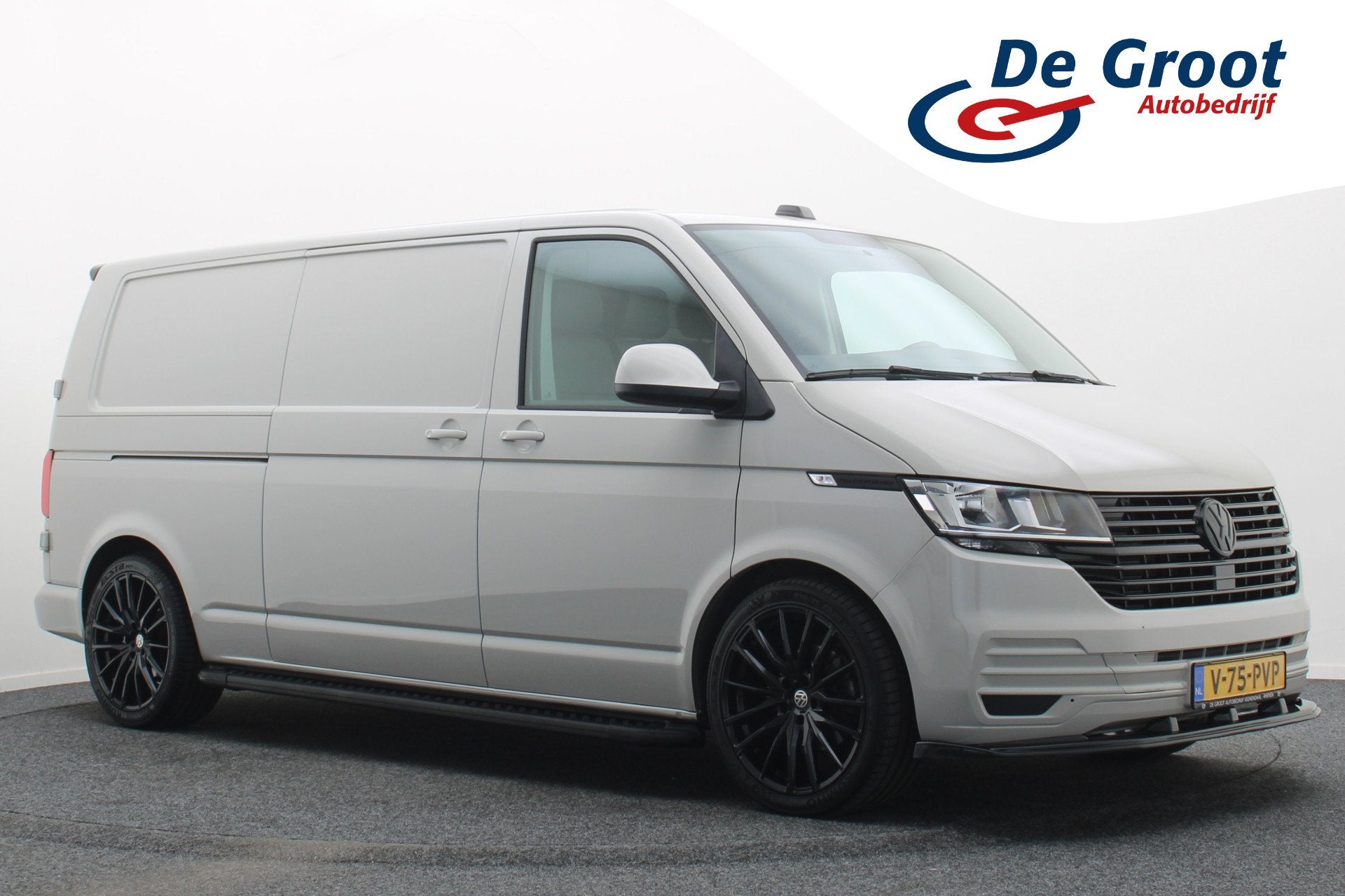 Volkswagen Transporter 2.0 TDI DSG L2H1 Leer, 3-Zits, Camera, Auto's, Dealer onderhouden, Gebruikt, 4 cilinders, 150 pk