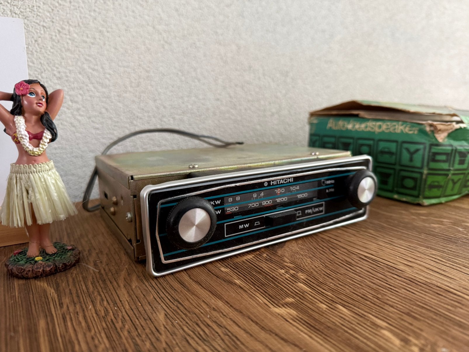 Oldtimer Hitachi vintage autoradio, jaren 60/70, MW/FM (UKW), Auto diversen, Autoradio's, Ophalen of Verzenden, Gebruikt