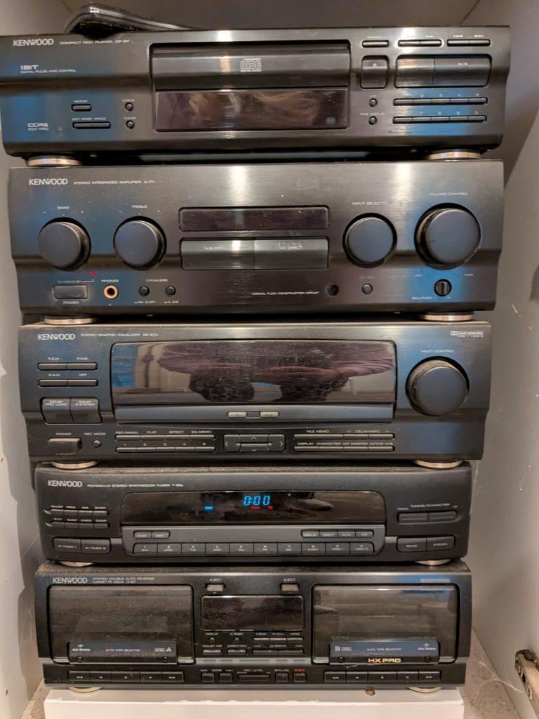 Kenwood stereo combinatie, Ophalen