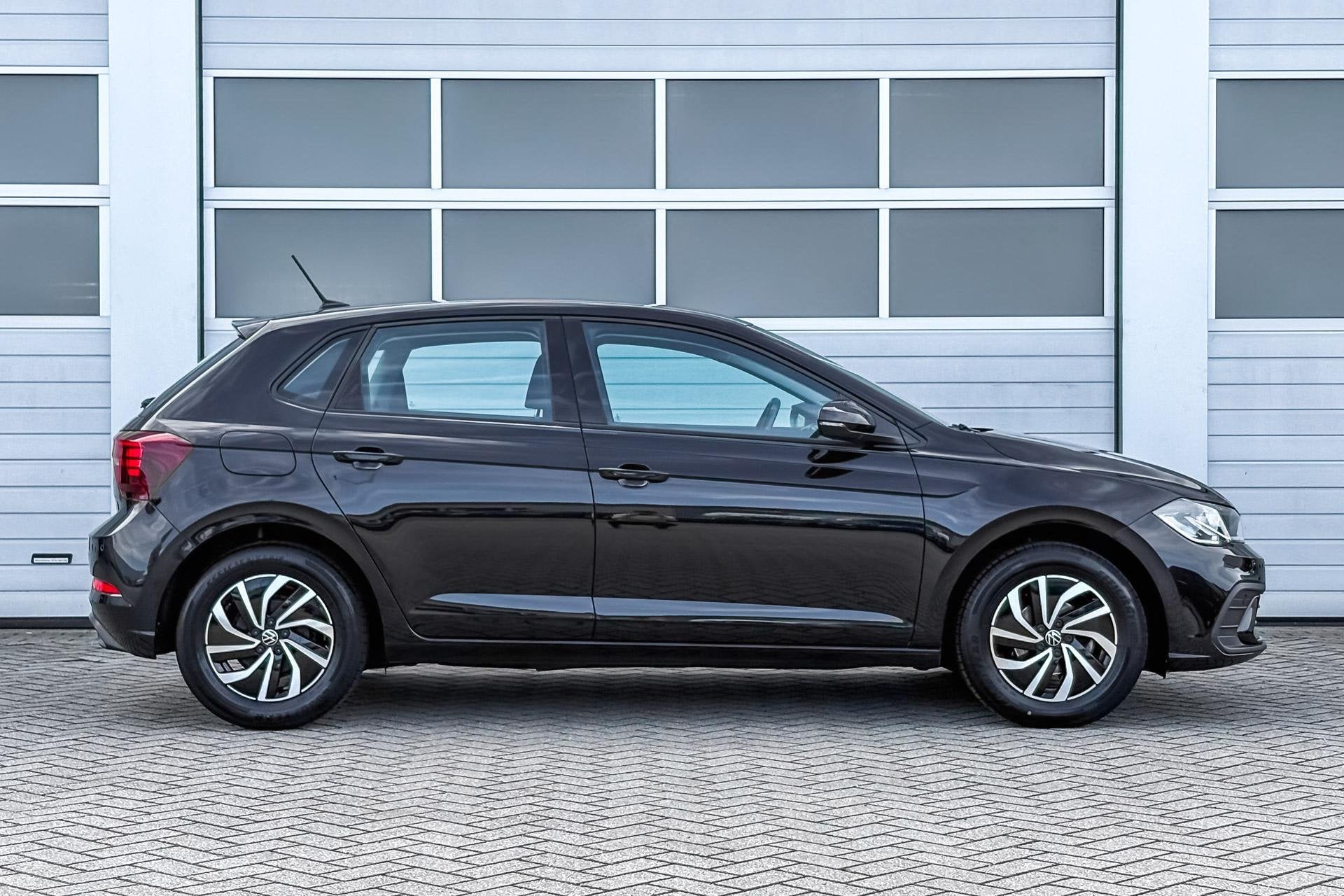 Volkswagen Polo 1.0 TSI 95pk Life | App Connect | Clima | Pa, 12 maanden, Stof, Gebruikt, 95 pk