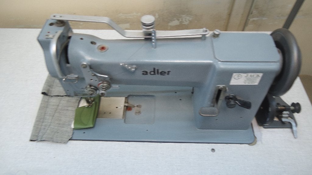 Industrie Naaimachine Adler 2 Voudig transport, Overige merken, Gebruikt, Ophalen of Verzenden, Naaimachine