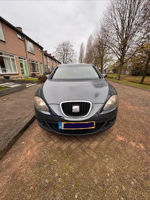 Seat Leon 1.4 MPI 63KW 2007 Grijs, Voorwielaandrijving, 4 cilinders, Leon, 620 kg