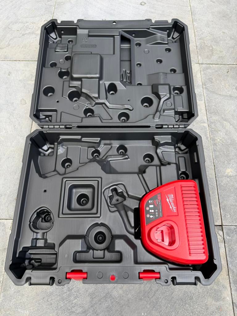 Milwaukee koffer m12pcss-202c + lader NIEUW, Ophalen, Nieuw