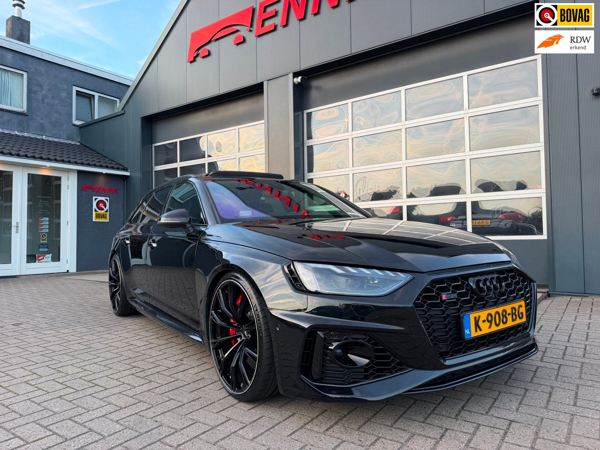 Audi A4 Avant 2.9 TFSI RS 4 quattro / Pano / Keramisch / ABT, Auto's, Dealer onderhouden, Gebruikt, Zwart, Vierwielaandrijving