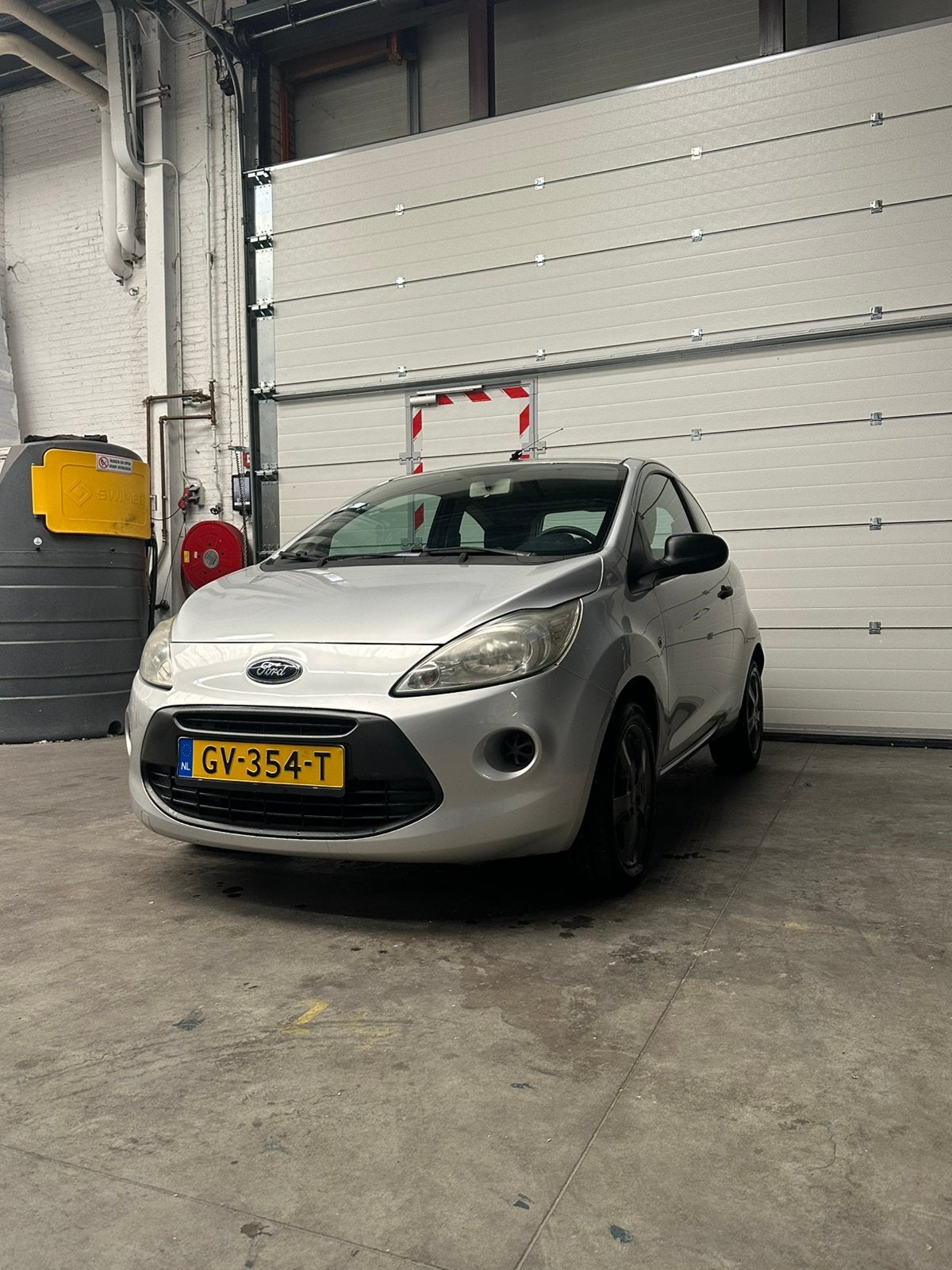 Ford Ka 1.2 69pk 2011 Grijs 108.728 km!, Voorwielaandrijving, 1242 cc, 4 cilinders, 4 stoelen