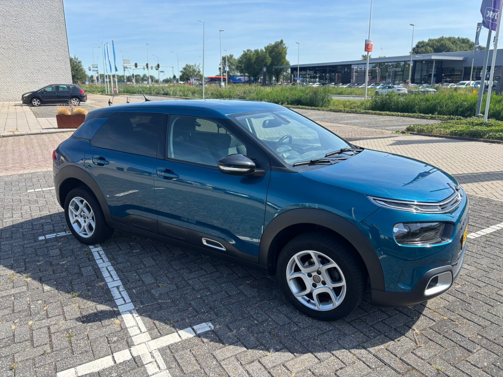 Citroën C4 Cactus 1.2 Puretech 110pk S&S 2019 Blauw, Auto's, Voorwielaandrijving, Stof, Blauw, 49 €/maand