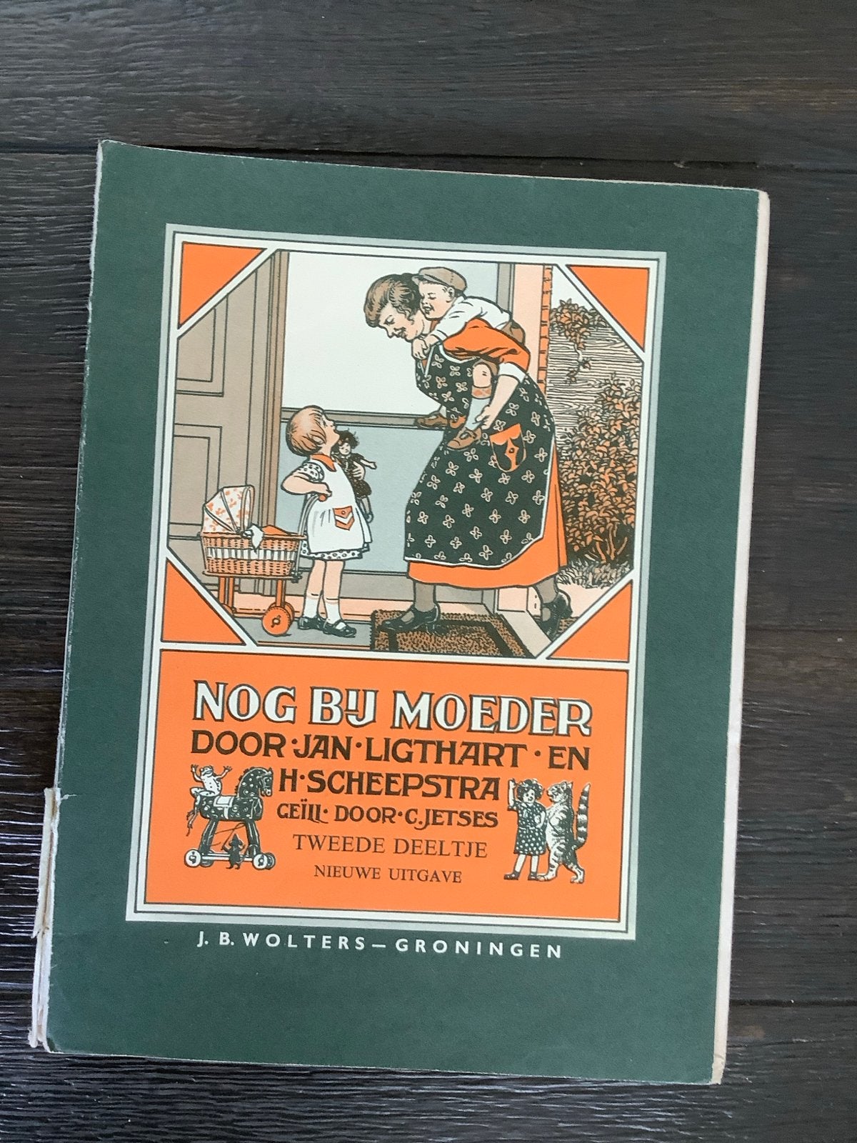 Nog bij Moeder - Jan Ligthart & H. Scheepstra (1960), Ophalen of Verzenden, Gelezen, Fictie algemeen