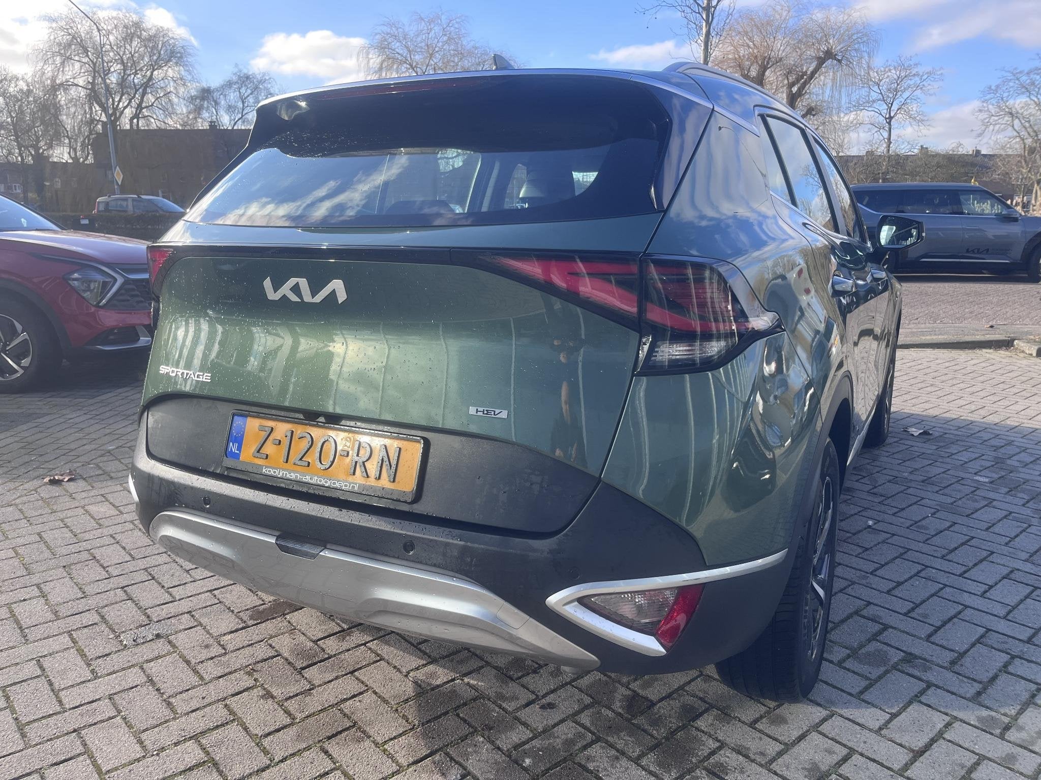 Kia Sportage 1.6 T-GDi HEV DynamicLine DEMO VOORDEEL! Bel on, Stof, Euro 6, 4 cilinders, 1360 kg