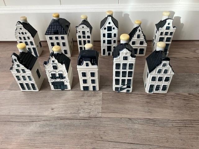 11 Klm (Bols) huisjes .. Ophalen of verzenden (5 euro) B, Verzamelen, KLM Huisjes, Ophalen, Zo goed als nieuw, 61 t/m 80, Gevuld